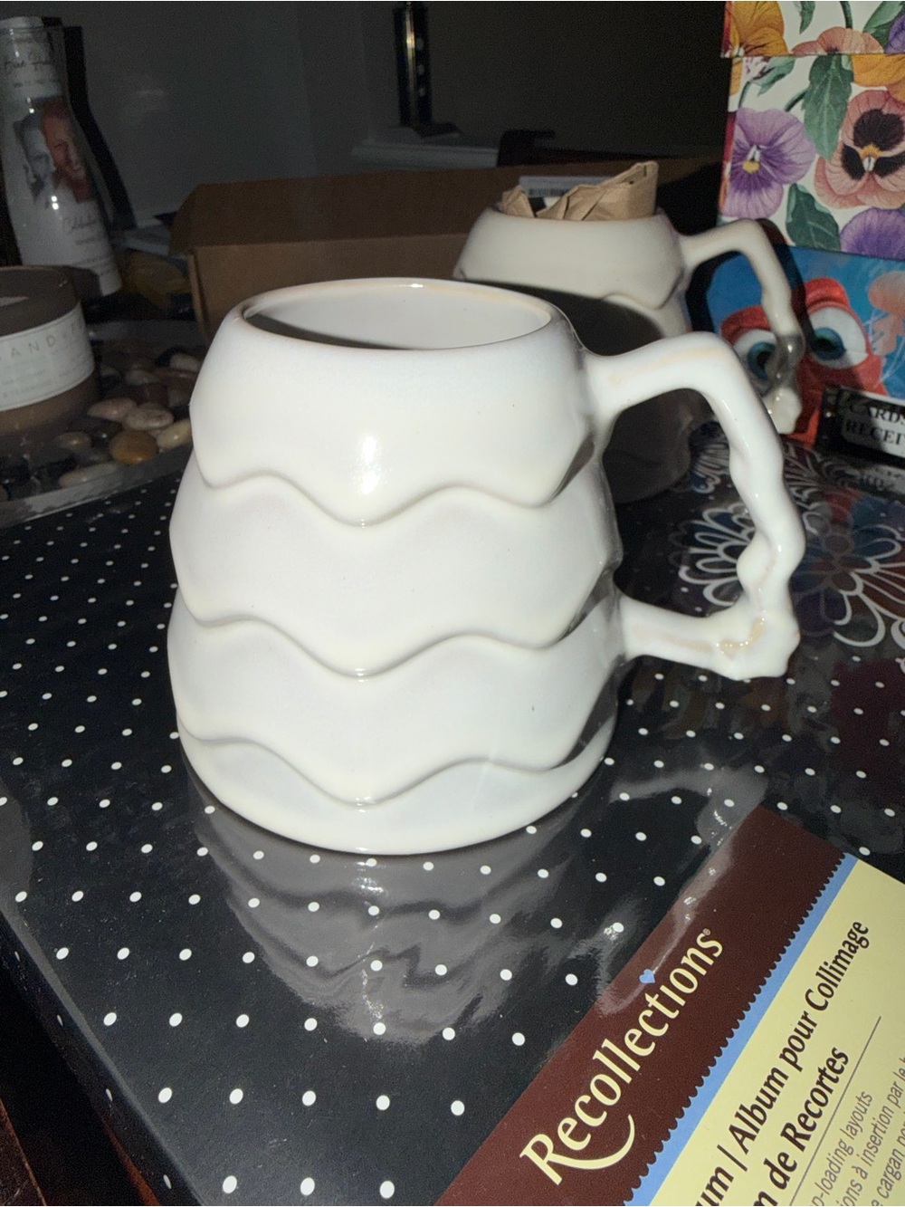 Christmas Tree White Ceramic Mug with Sculpted Handle- 2 pack never used!